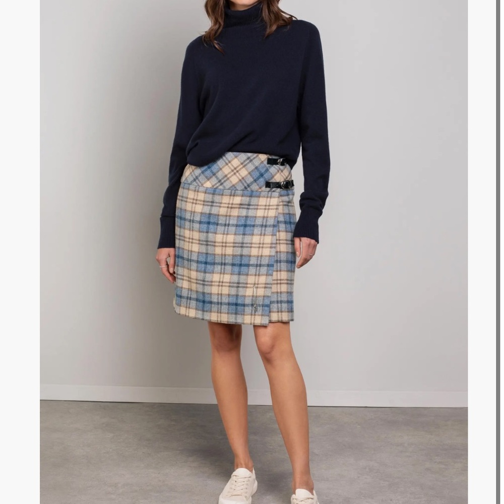 Celtic & Co. Celt Knee Length Kilt Plaid Skirt
